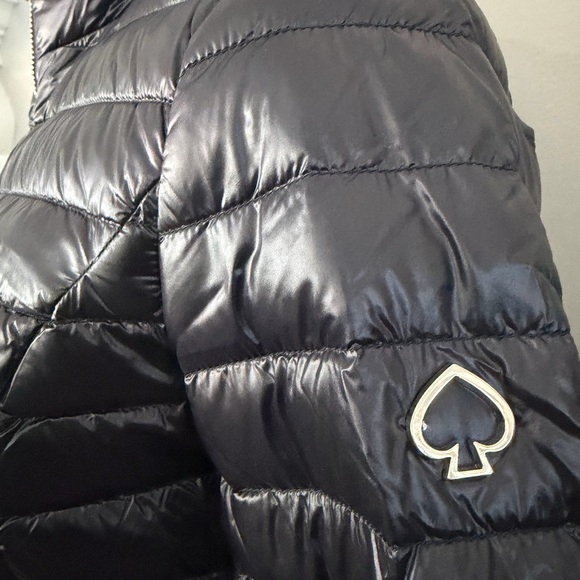 Kate Spade NWT Women's Black Puffer Jacket - packable - size XS - Picture 6 of 7